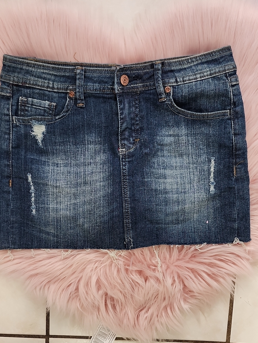 PRE-LOVED VIGOSS Y2K DISTRESSED DENIM MINI SKIRT-0